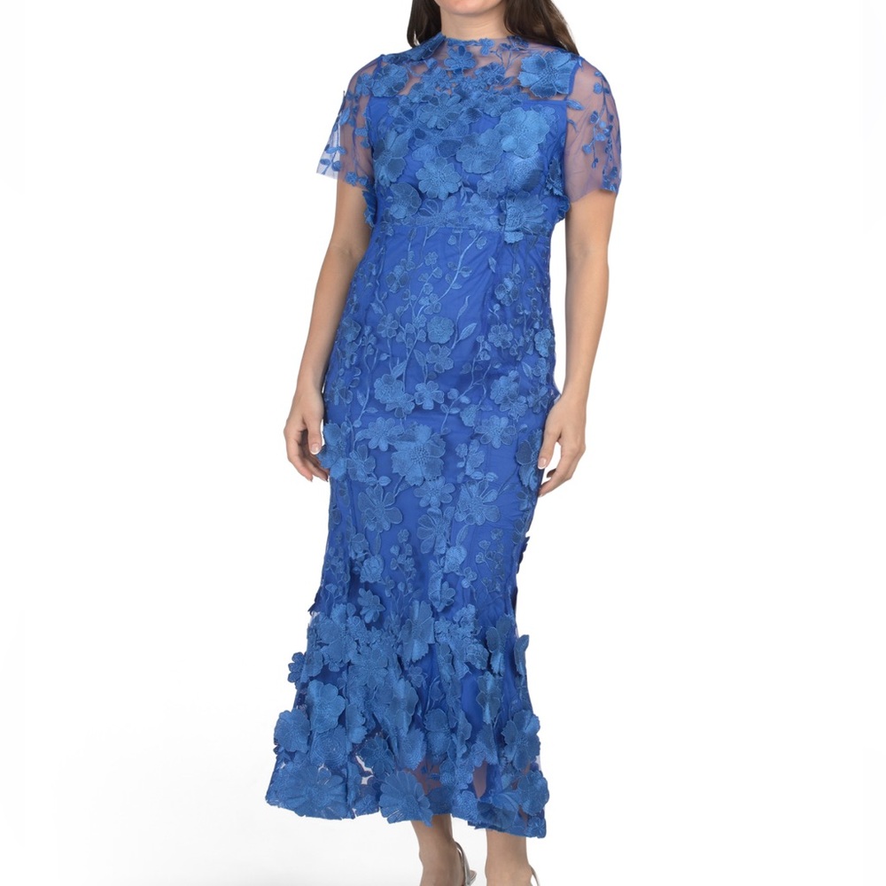 Stellah NY Blue Floral Lace Dress